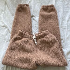 Hollister Gilly Hicks Tan Sherpa Pants (XS)